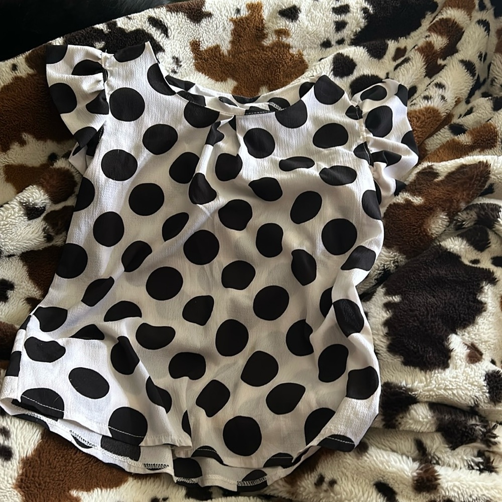 cute blouse